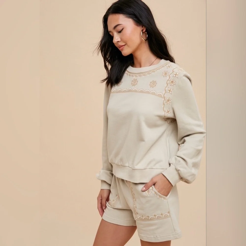 Women’s Embroidered Cream Lounge Sweatshirt and Shorts Set - Picture 3 of 5